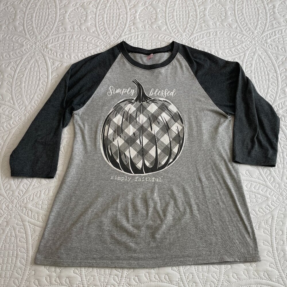 Simply Blessed T-Shirt M - Picture 3 of 8